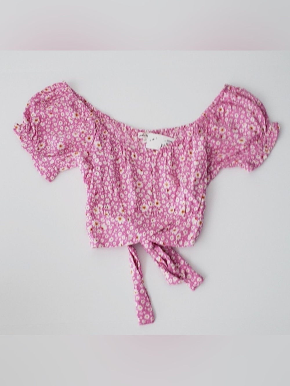 Derek Heart Junior's Floral Crop Top M Pink Puff Sleeve Tie Front Cottage Core